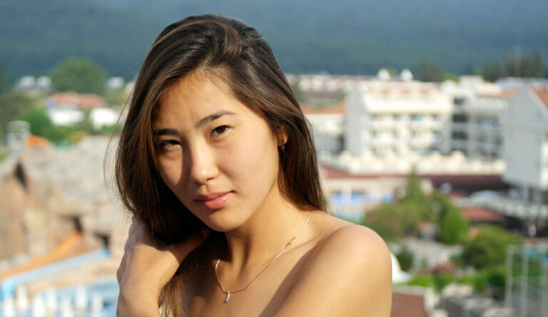 Die besten Webseiten zum finden von chinesischen Singles im Test Webseiten zum finden von chinesischen Singles